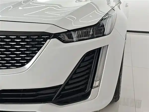 Cadillac CT5 2021