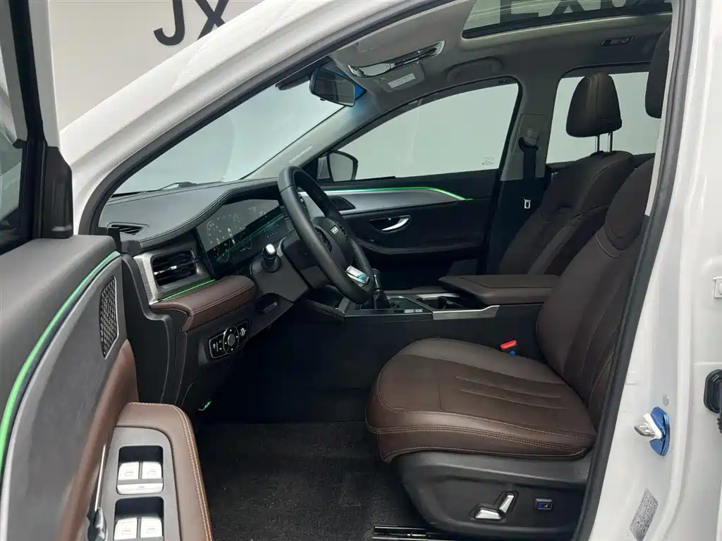 Jetour X90 PLUS 2022 — фото 15