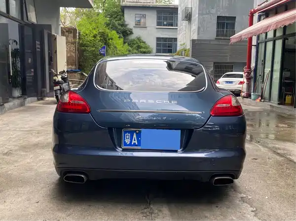 Porsche Panamera 2010