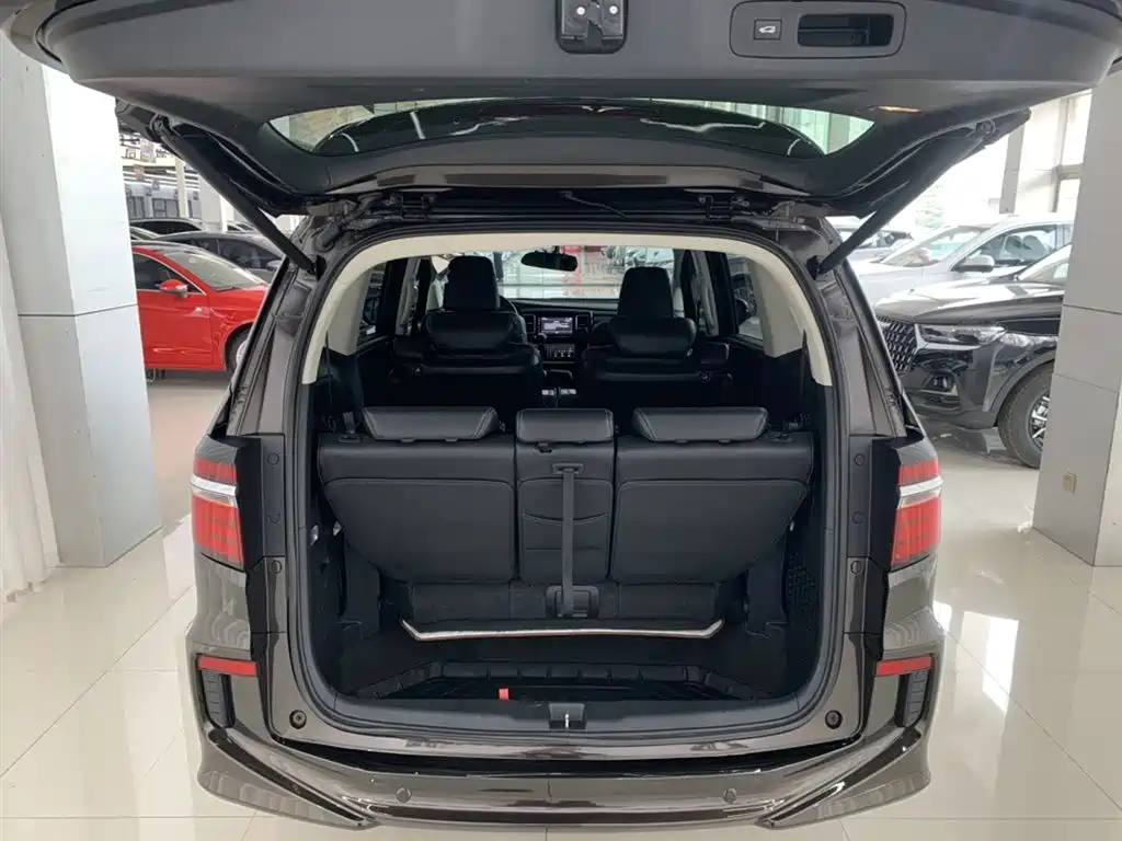 Honda Elysion 2018 — фото 13