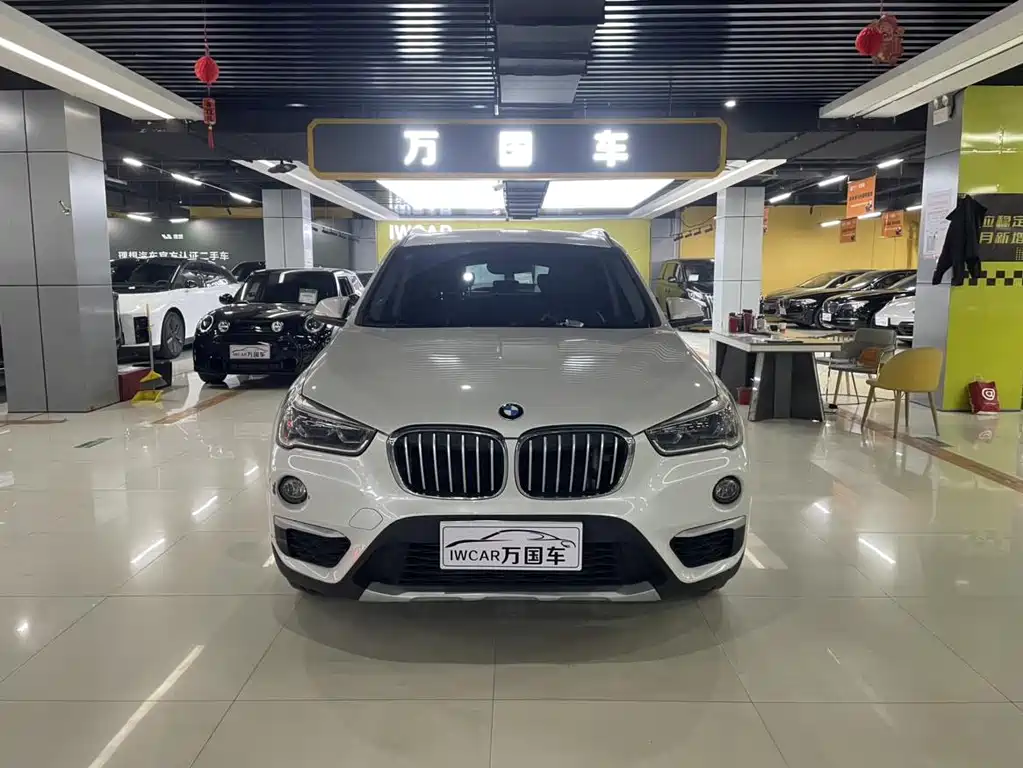 BMW X1 2019 — фото 1