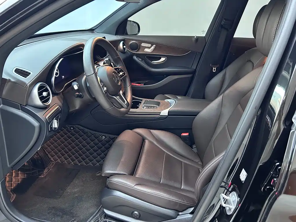 Mercedes-Benz GLC 2022 — фото 14