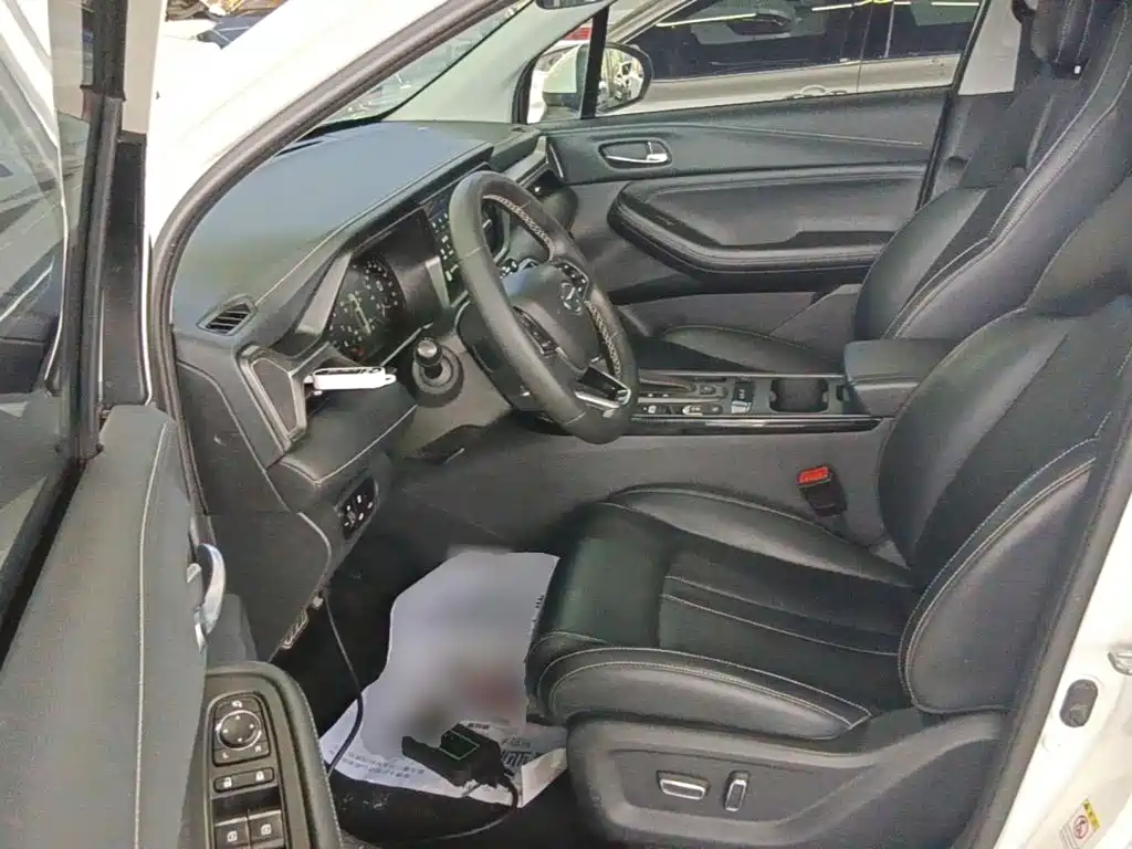 GAC Trumpchi GS4 2022 — фото 15