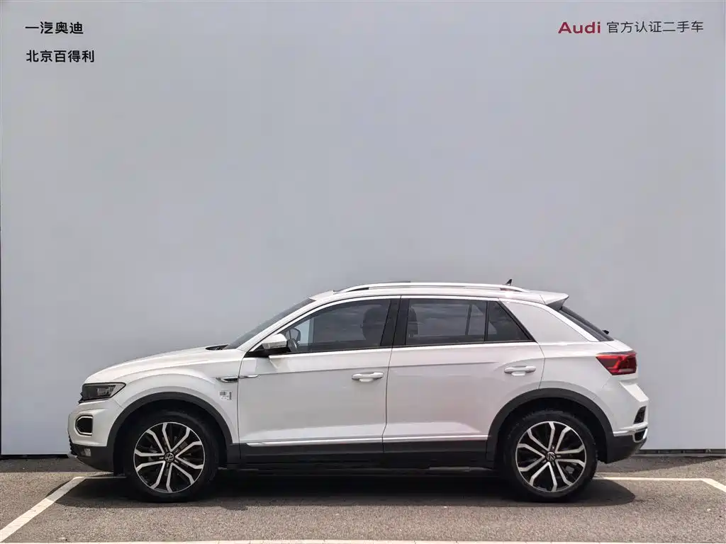 Volkswagen T-Roc 2022 — фото 11