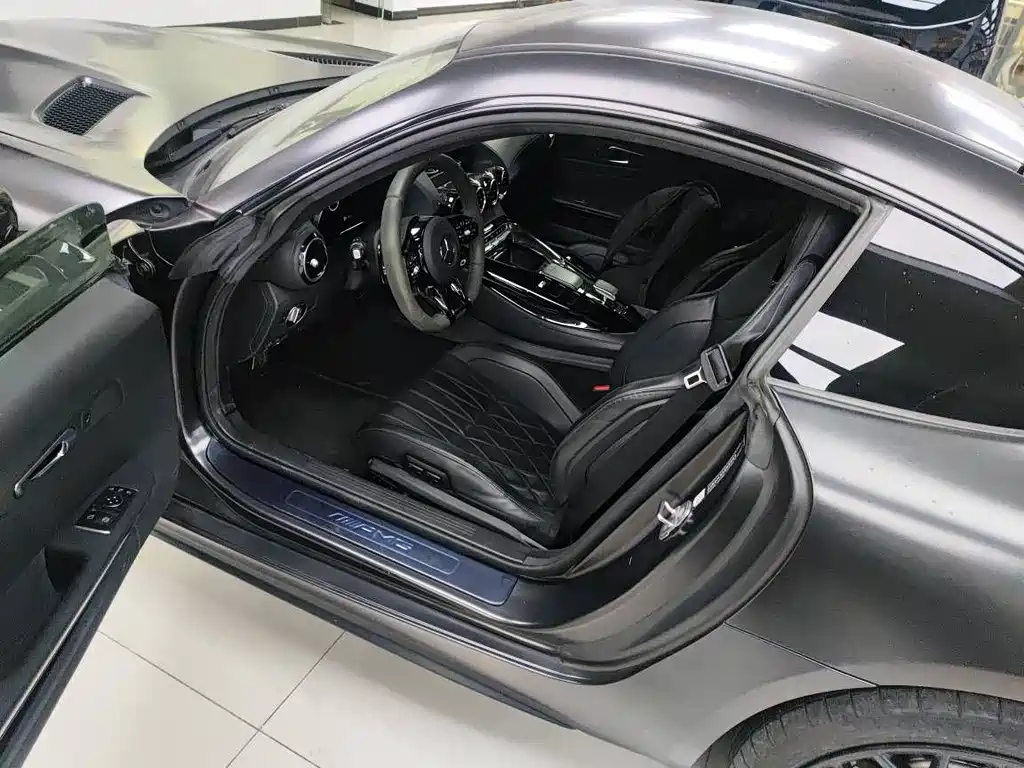 Mercedes-Benz AMG GT 2023 — фото 4