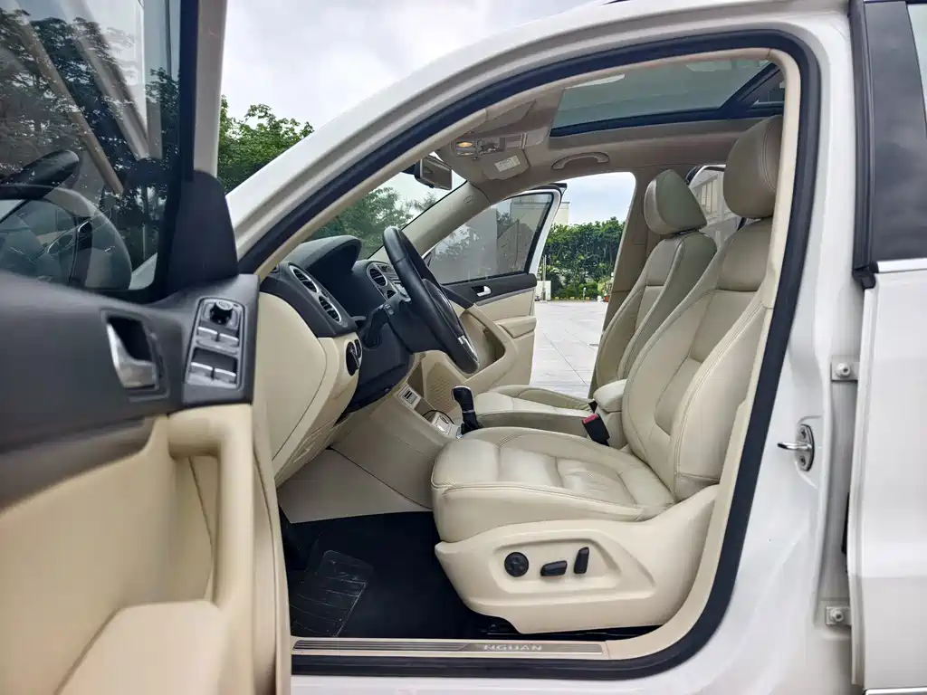 Volkswagen Tiguan 2015 — фото 11