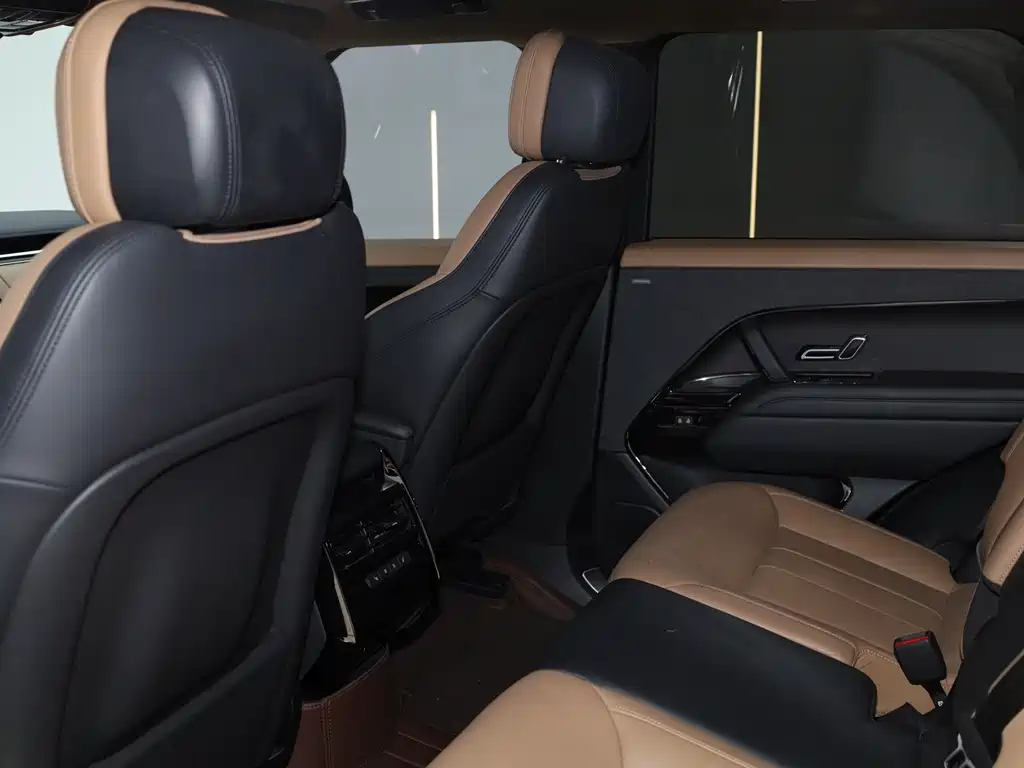 Land Rover Range Rover Sport 2022 — фото 13