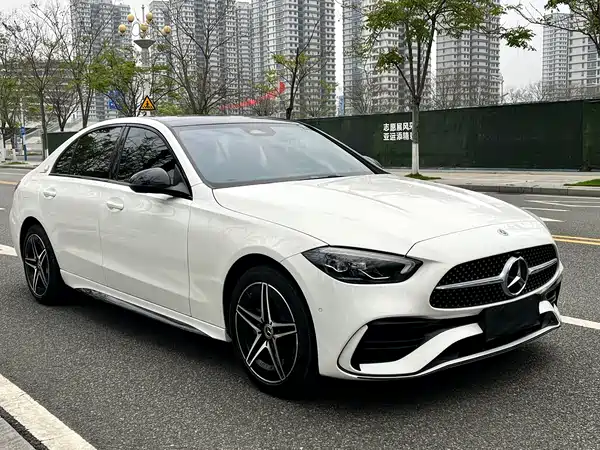 Mercedes-Benz C-Class 2024