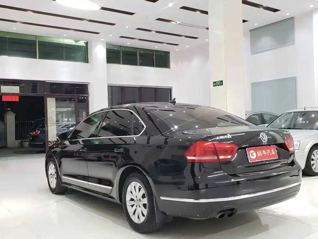 Volkswagen Passat 2016 — фото 11