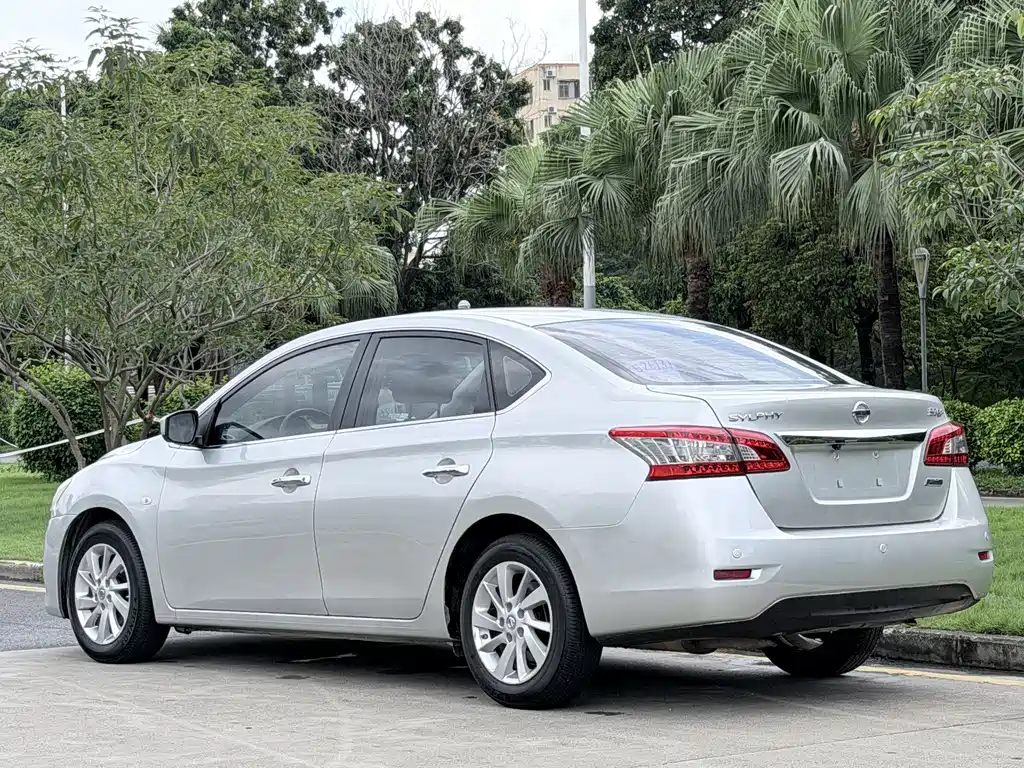 Nissan Sylphy 2013