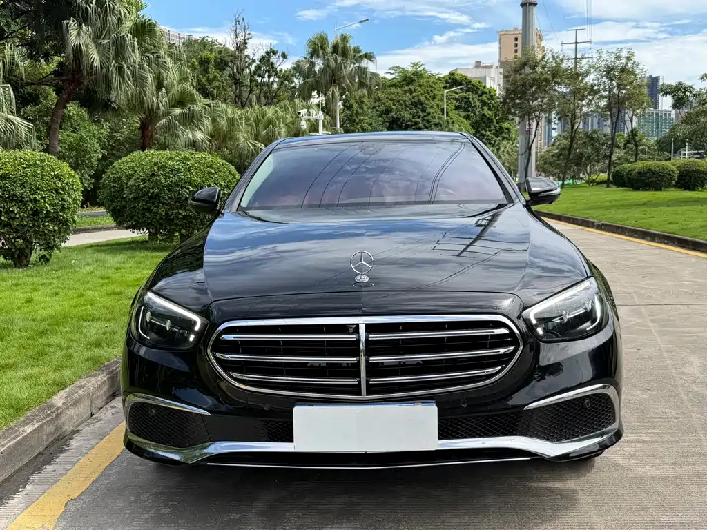 Mercedes-Benz E-Class 2023
