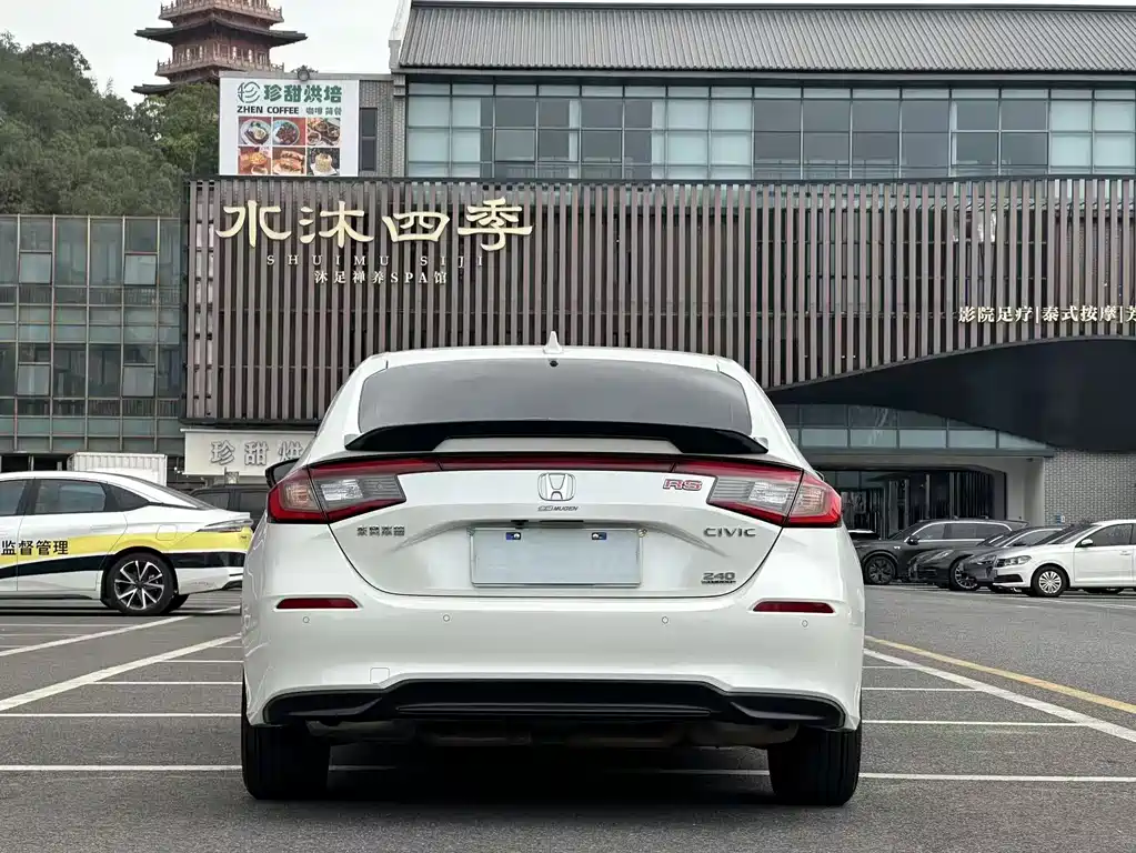 Honda Civic 2025 — фото 15