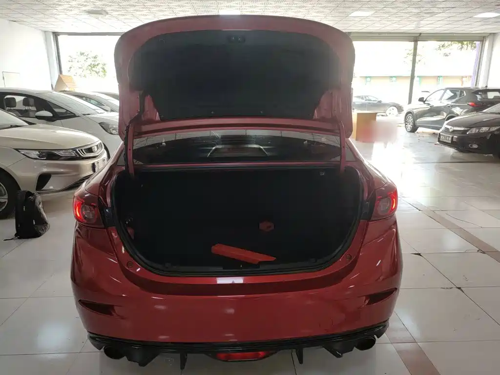 Mazda 3 Angkesela 2019 — фото 19