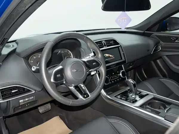Jaguar XEL 2020