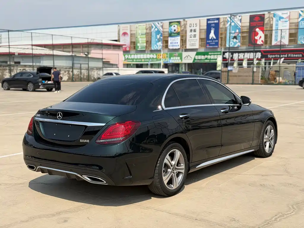 Mercedes-Benz C-Class 2020