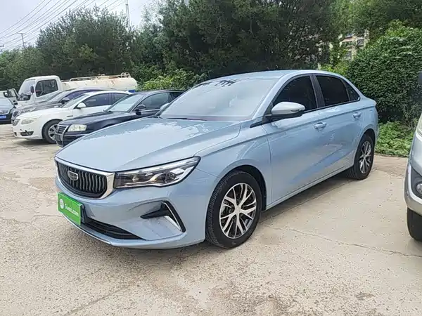 Geely Emgrand 2024