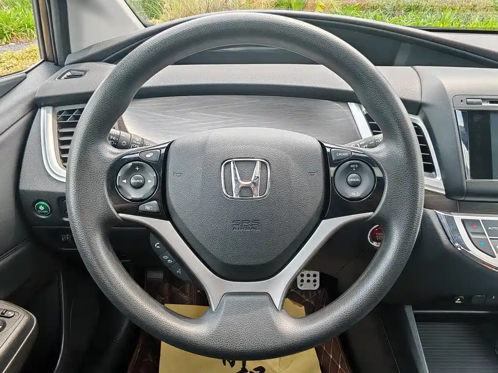 Honda Jade 2015 — фото 14