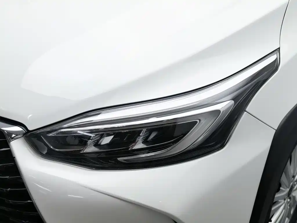 Toyota Yaris L 2021