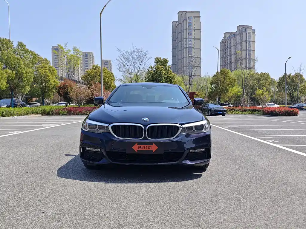BMW 5 Series 2017 — фото 2