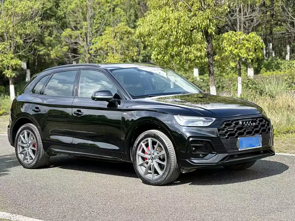 Audi Q5L 2022 — фото 3