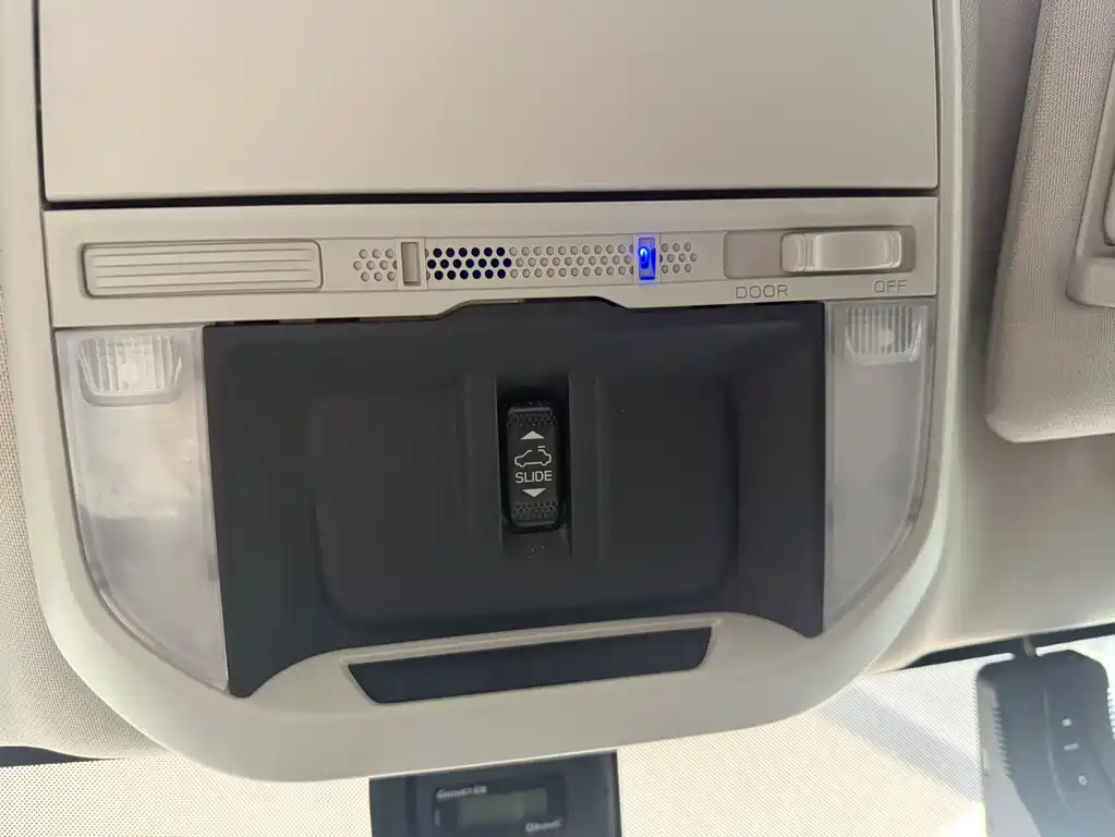 Subaru Forester 2022 — фото 13