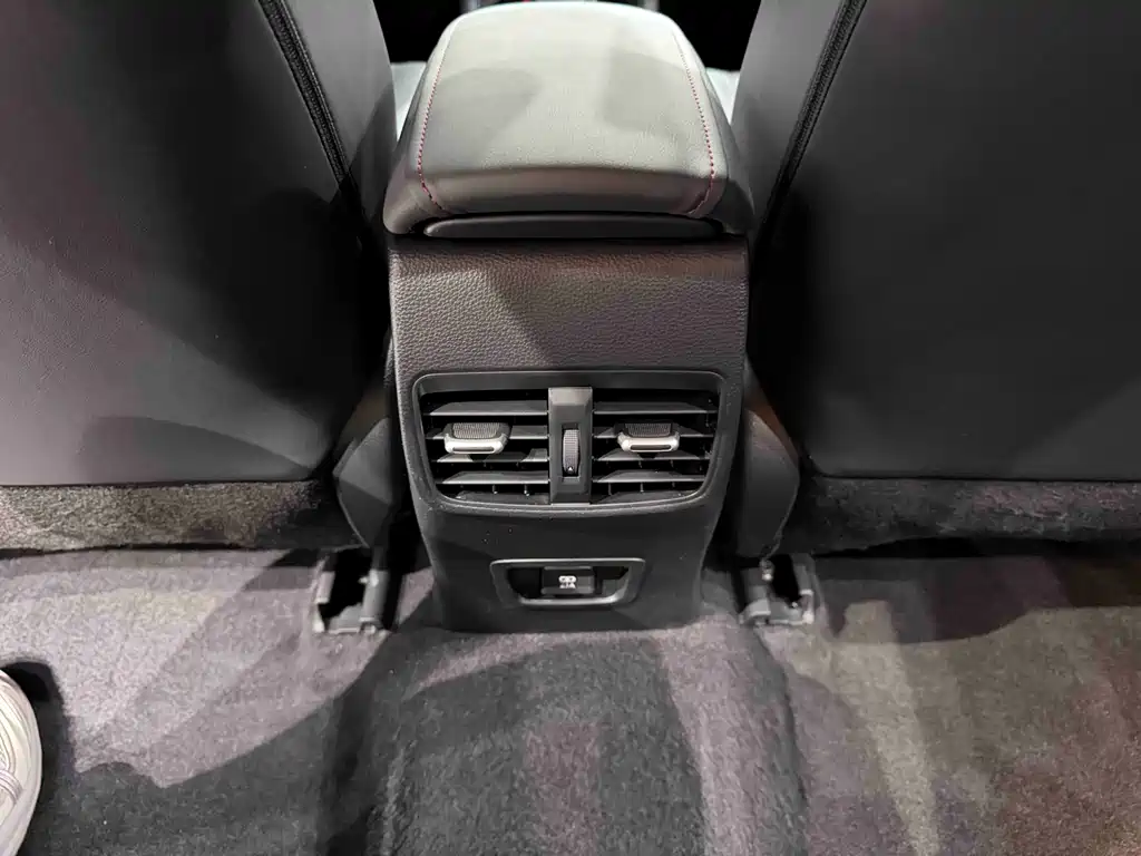 Toyota Levin 2022 — фото 12