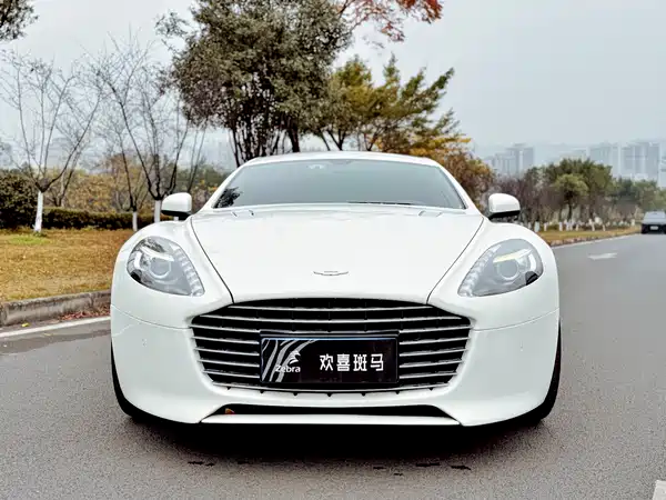 Aston Martin Rapide 2017