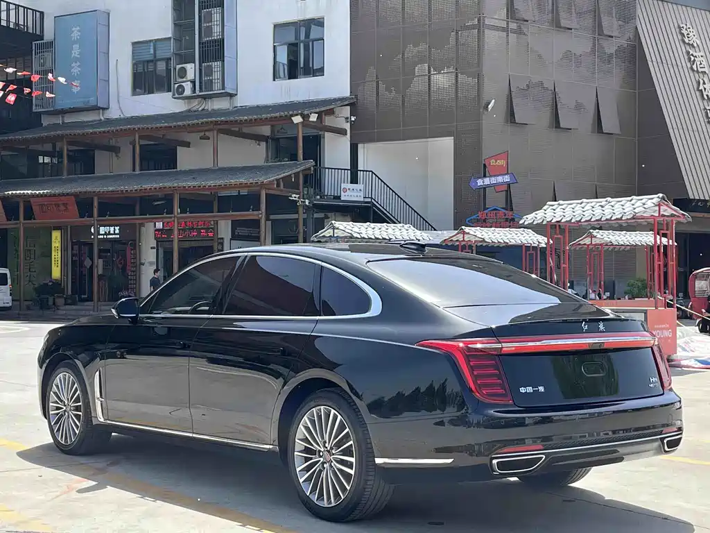 Hongqi H9 2021 — фото 18