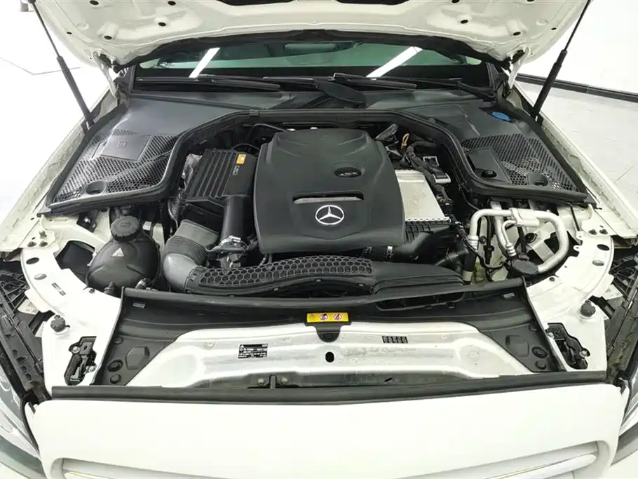 Mercedes-Benz C-Class 2017 — фото 10