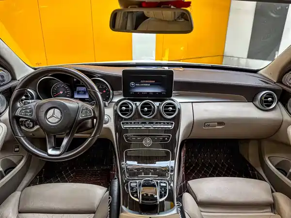 Mercedes-Benz C-Class 2015