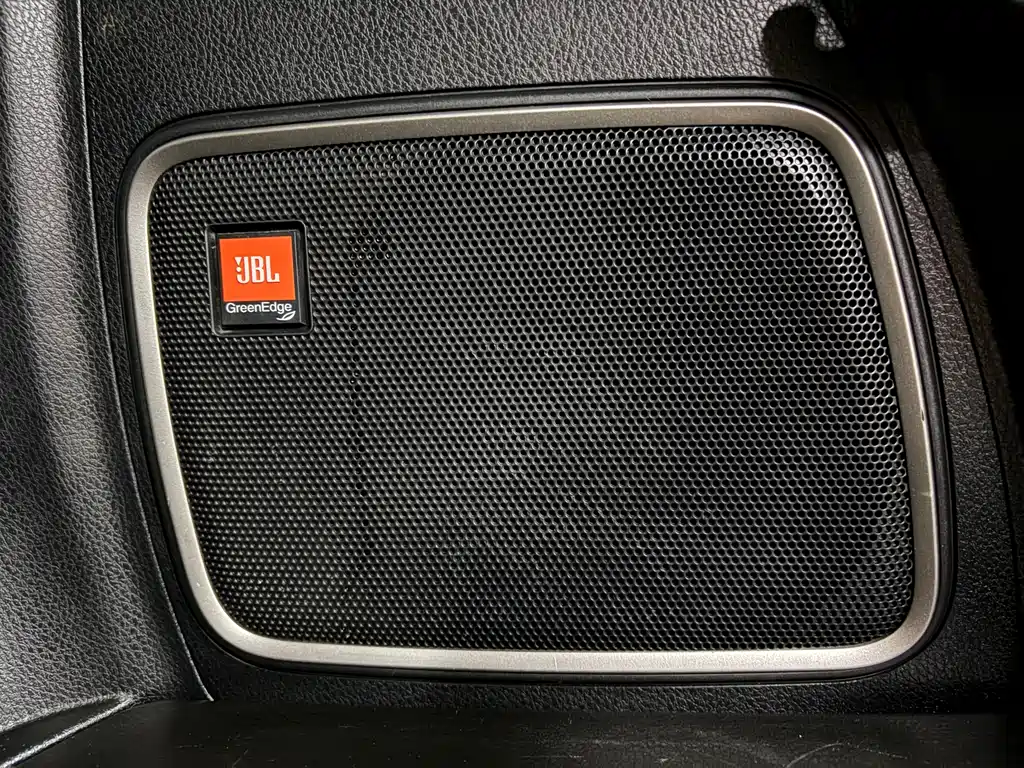 Toyota RAV4 2016 — фото 16