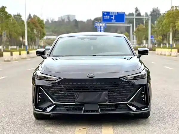 Changan UNI-V 2023
