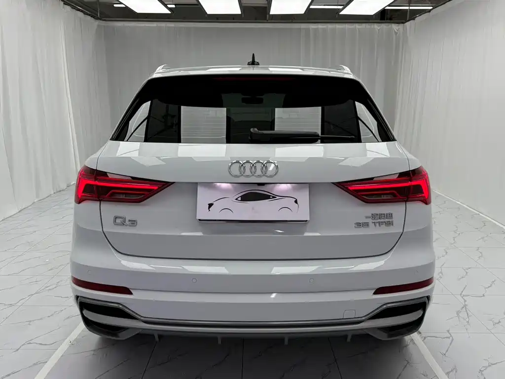 Audi Q3 2023