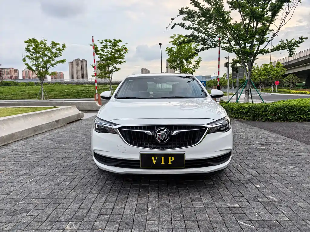 Buick Excelle 2021 — фото 2