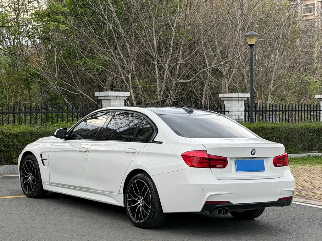 BMW 3 Series 2019