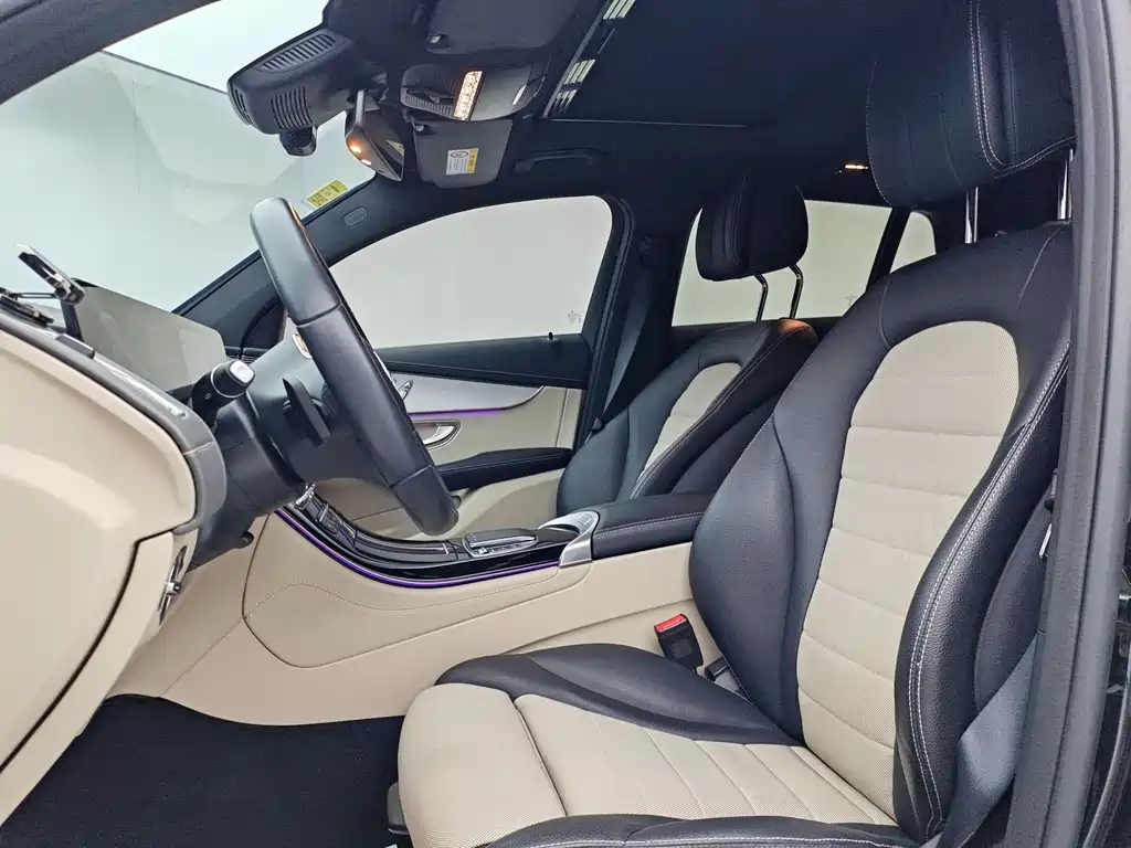 Mercedes-Benz EQC 2021