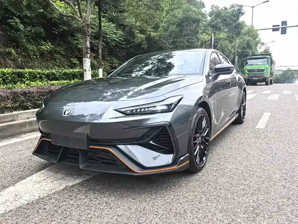 Changan UNI-V 2025