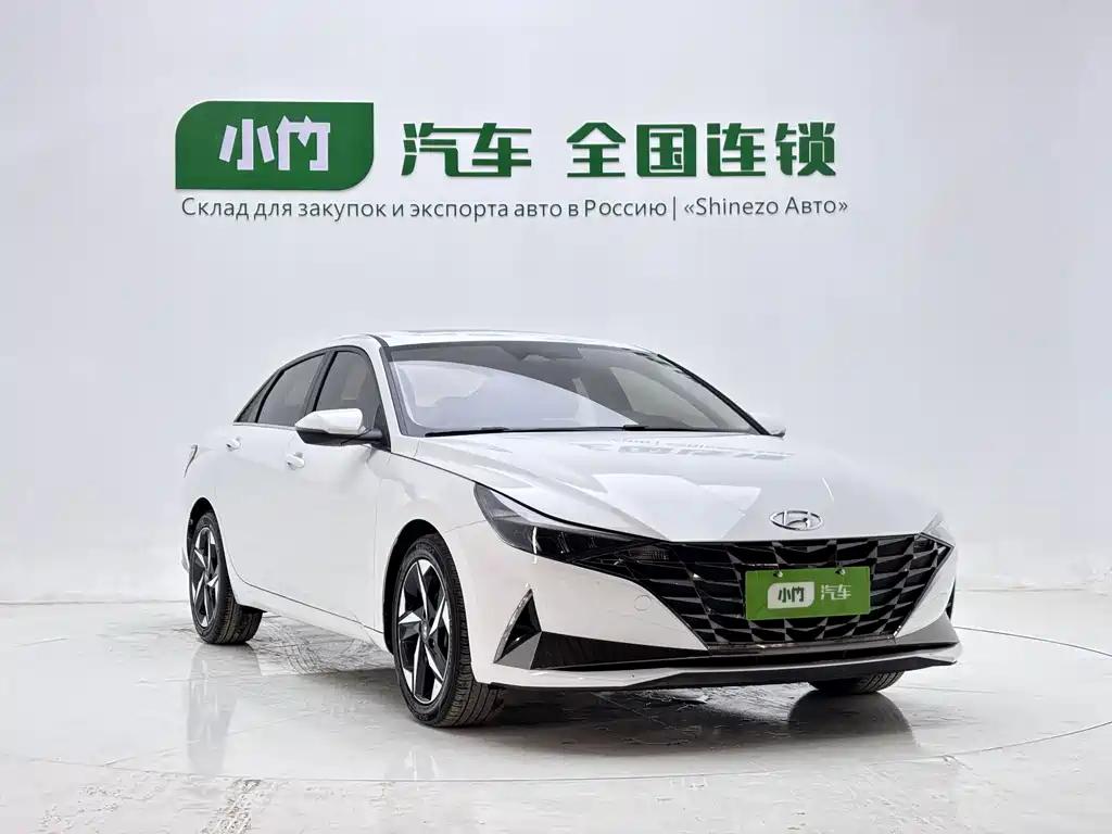 Hyundai Elantra 2023