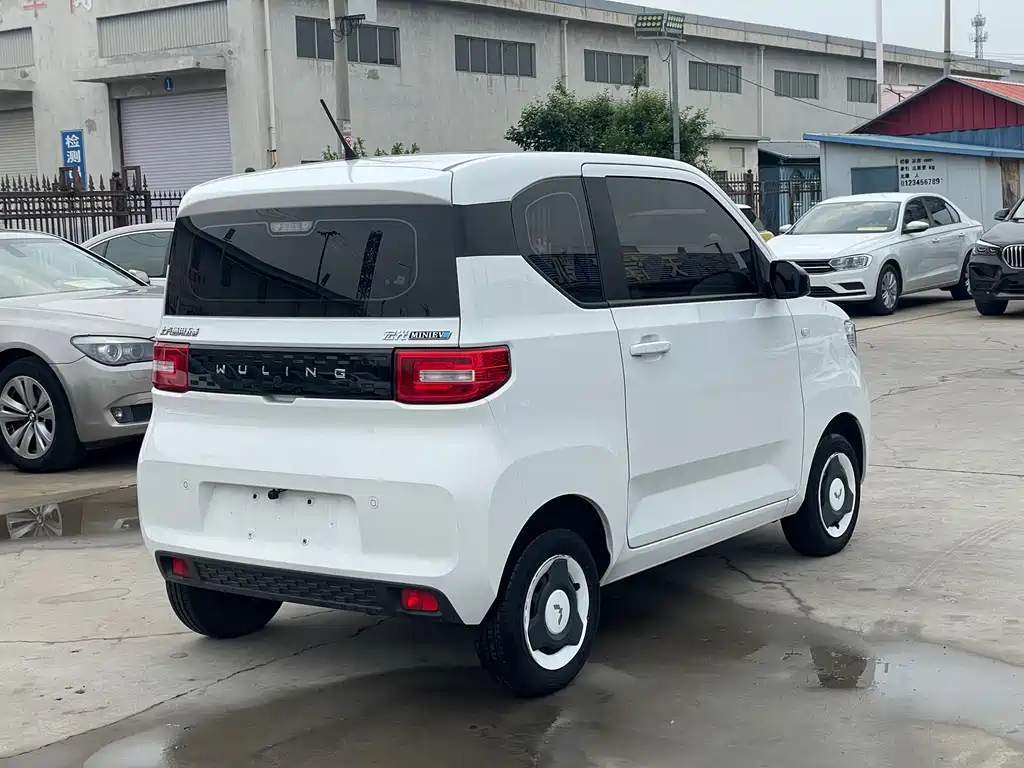 Wuling MINIEV 2022 — фото 4