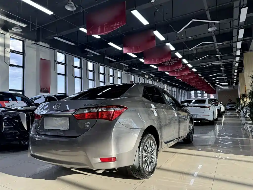Toyota Corolla 2019 — фото 15