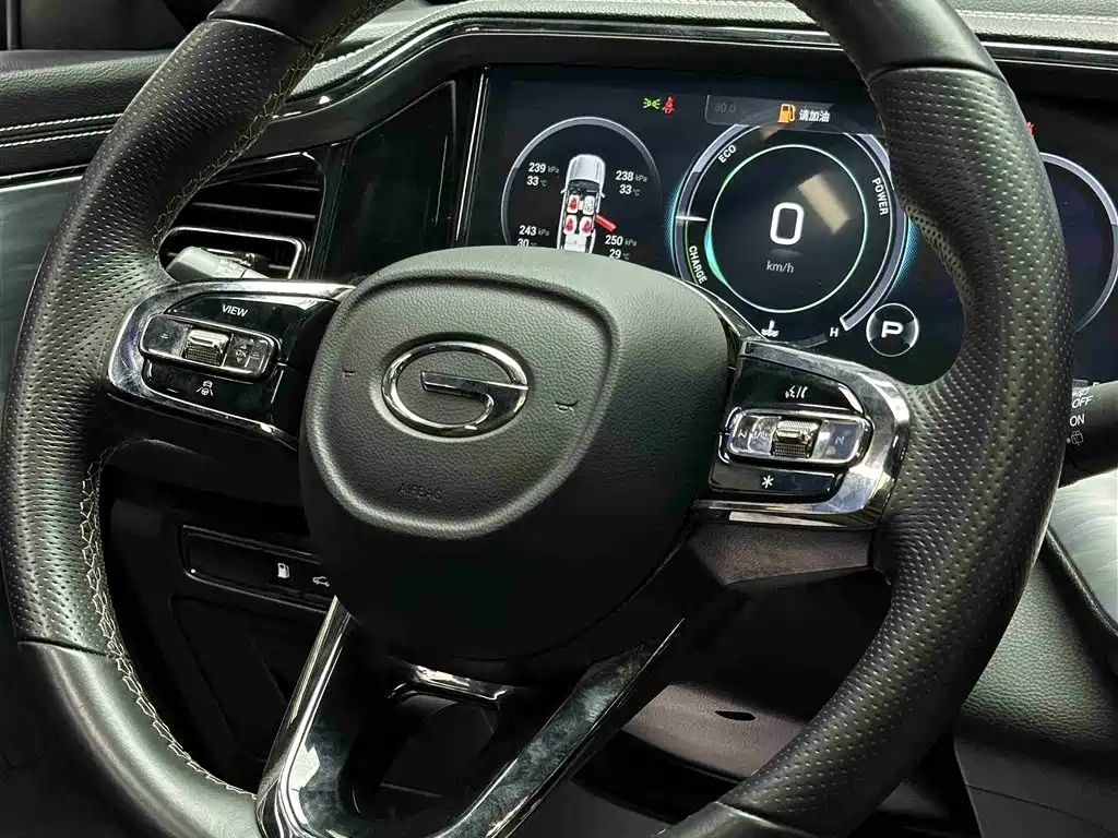 GAC Motor Trumpchi GS8 2022 — фото 11