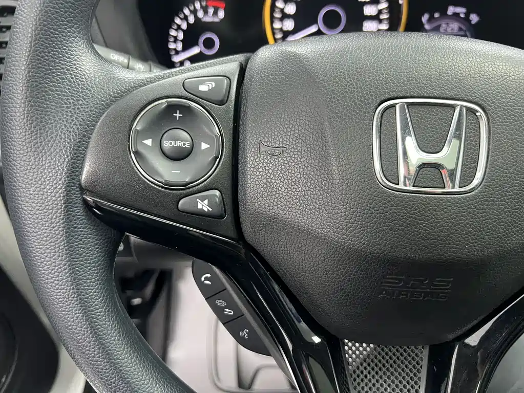Honda Vezel 2021 — фото 13
