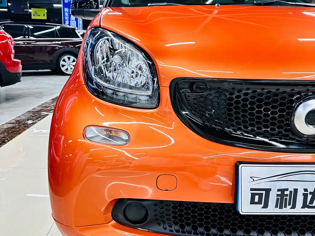 smart fortwo 2018 — фото 10