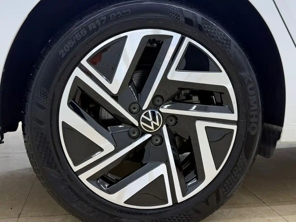 Volkswagen Sagitar 2023 — фото 25