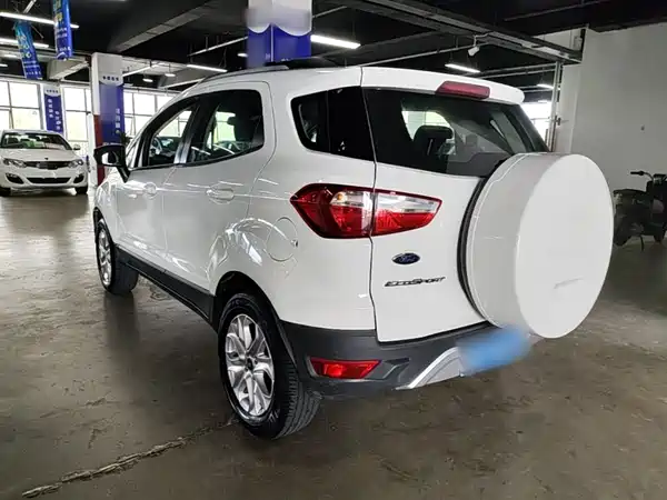 Ford EcoSport 2015