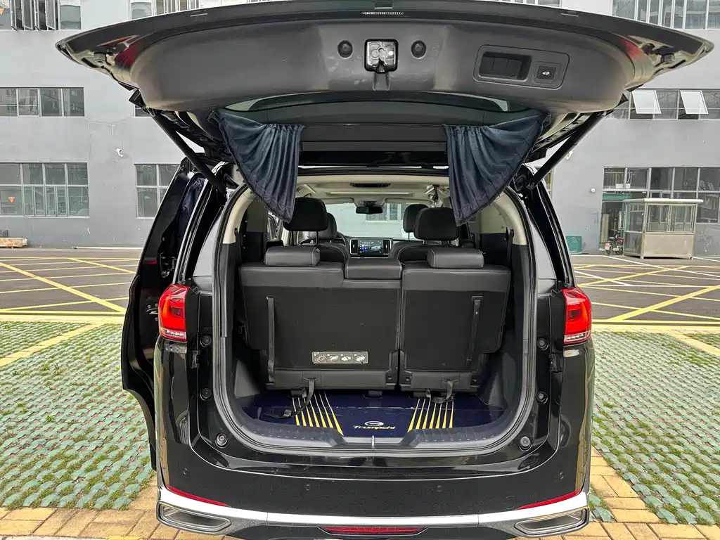 GAC Trumpchi M8 2022 — фото 10