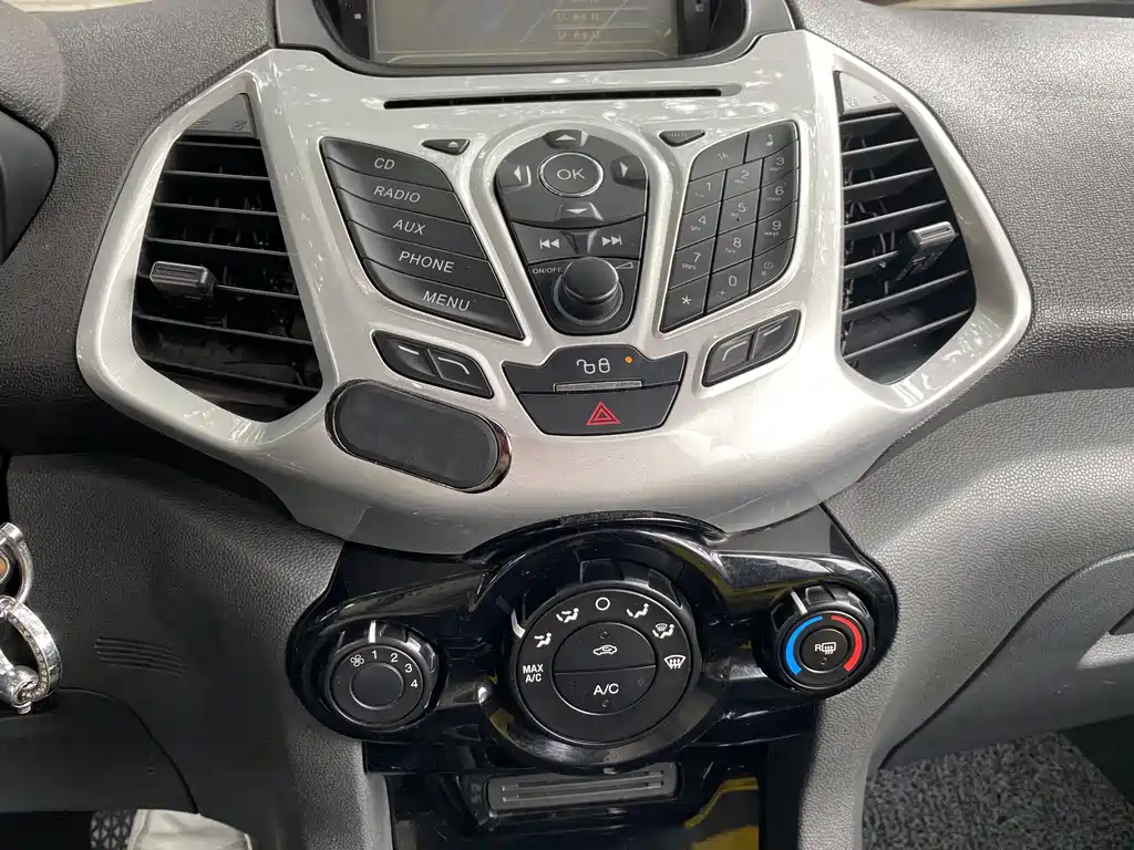 Ford Ecosport 2014 — фото 14