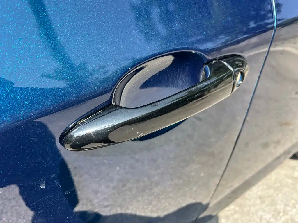 Chevrolet Monza 2020 — фото 21