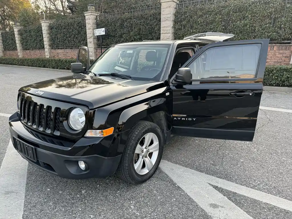 Jeep Patriot 2014 — фото 4