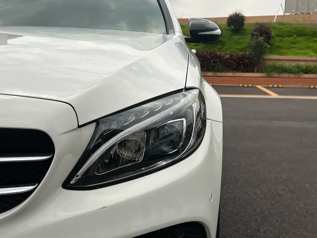 Mercedes-Benz C-Class 2018 — фото 11